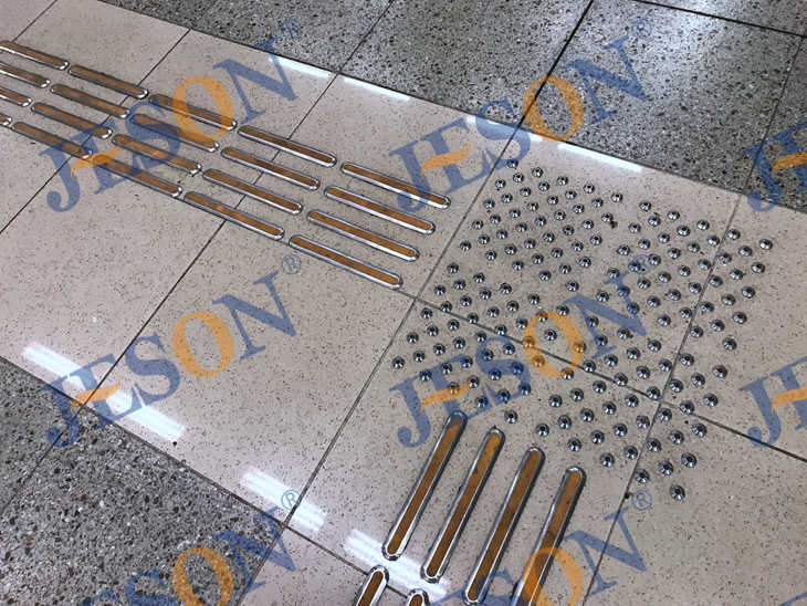 ���P�ä���l�����������t�|վ