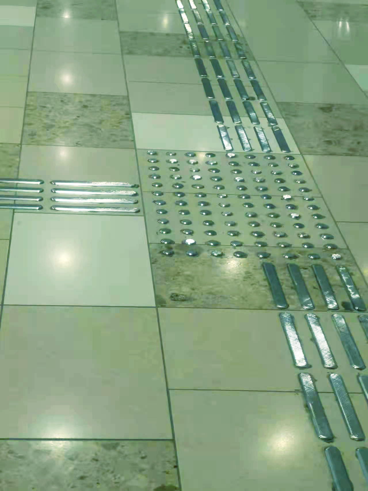 �ܳ����ä���l�����Ϻ����F14̖(h��o)��